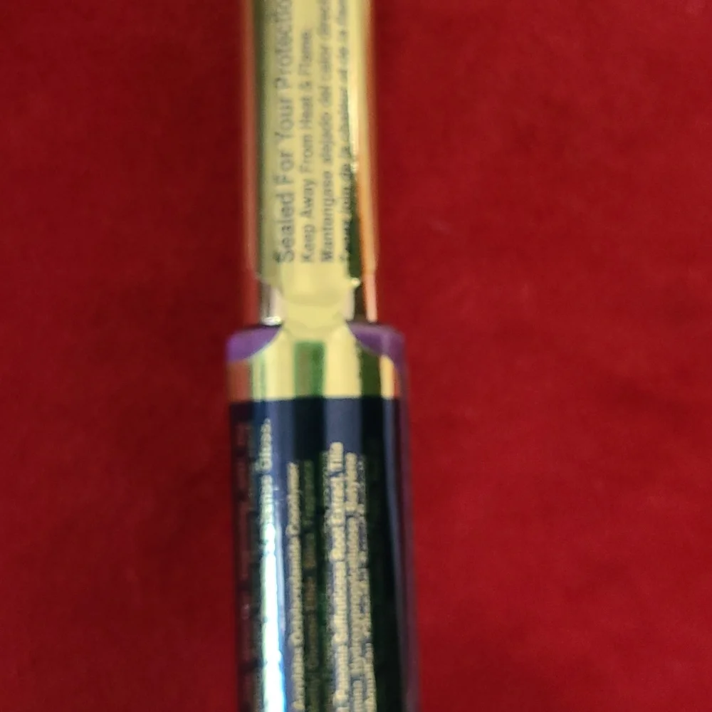 Lipsense - Picture 2 of 3